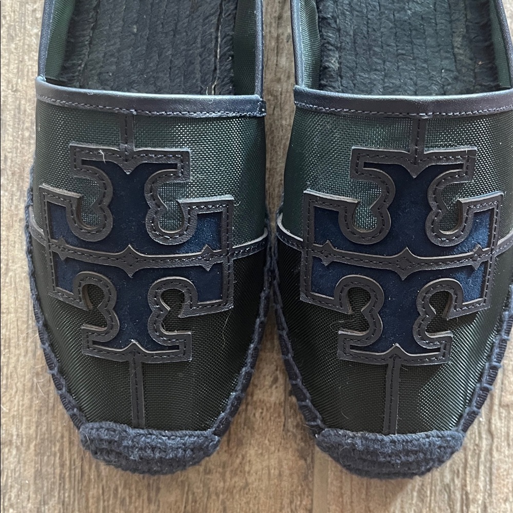Tory Burch Ines Espadrille Loafers Malachite Navy size 9